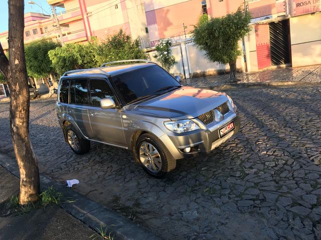 Pajero TR4 2012 4x4 automática Blindada Nível IIIA - Foto 3