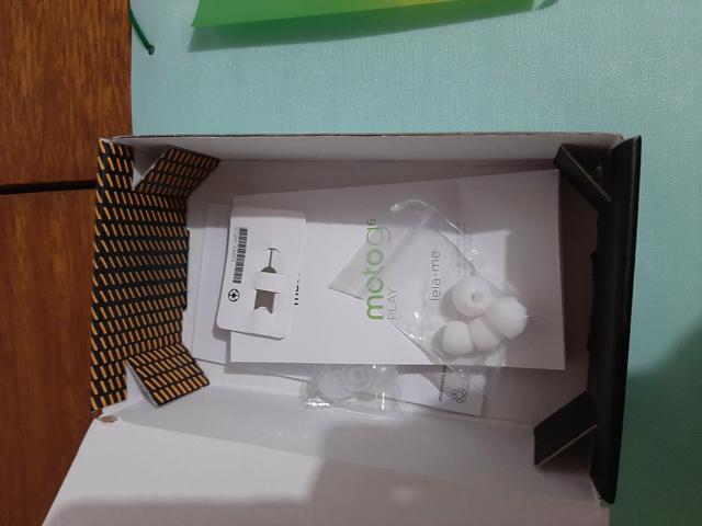 Vendo um Motorola praticamente novo