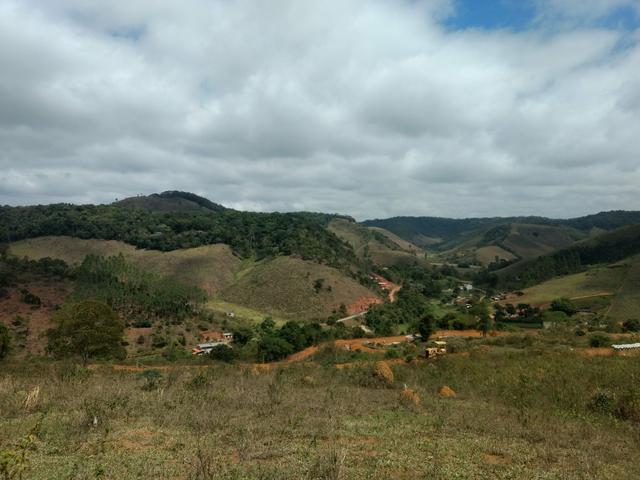 VENDO TERRENO EM VARGINHA DISTRITO DE JUIZ DE FORA 18 MIL. (favor ler a descrição.) - Foto 4