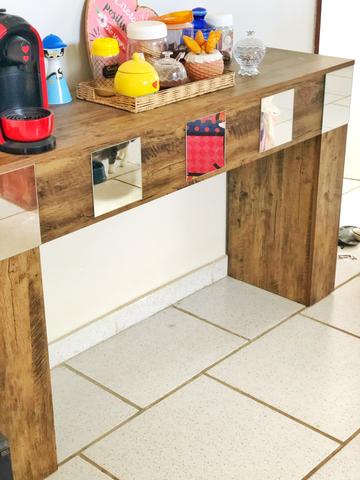 Mesa e aparador muito novo e lindo (sem as cadeiras - Foto 4