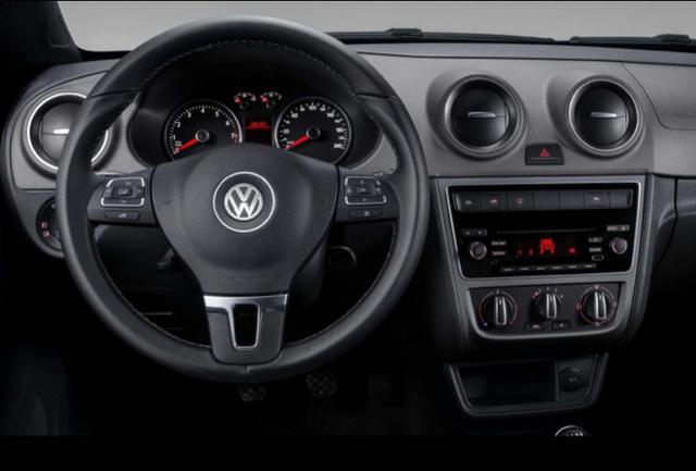 Volkswagen Voyage 1.6 2015 - Foto 3