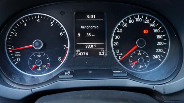 VOLKSWAGEN FOX 1.6 MI 8V FLEX 4P MANUAL - Foto 17