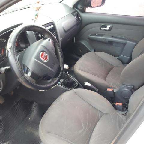 Siena 2013/14 EL 1.4 Fiat semi novo - Foto 14
