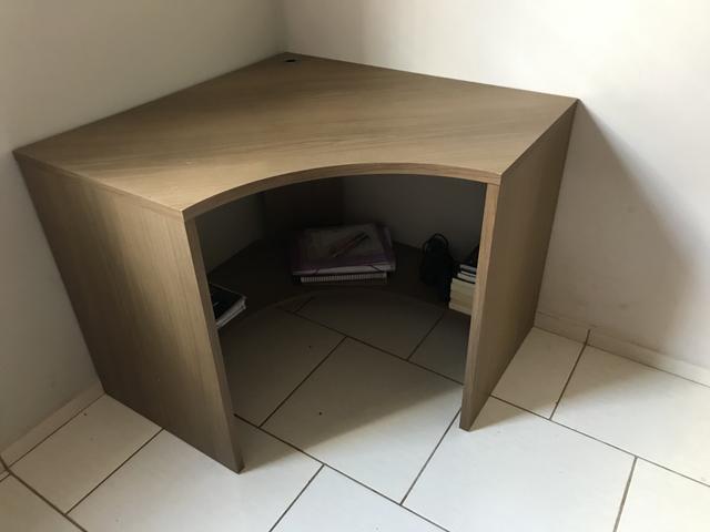 Escrivaninha planejada