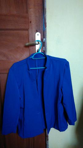 Roupa semi nova