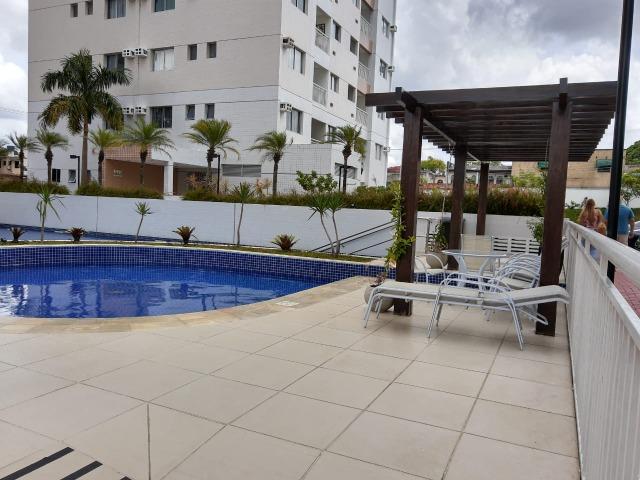 Vendo Lindo Apartamento Mobiliado com 2 Quartos no condominio Paradise SKY - Foto 3