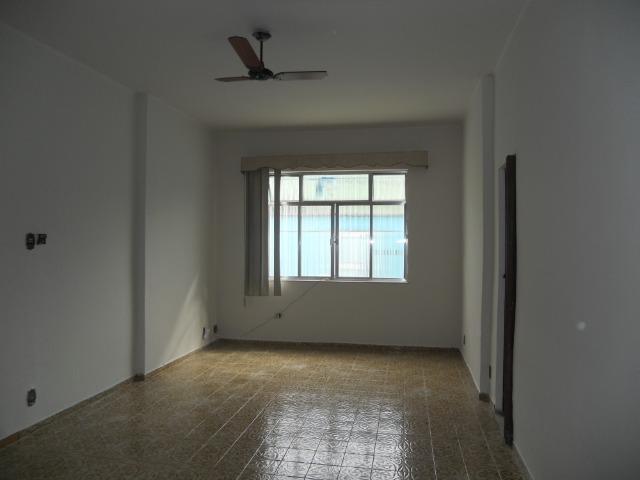 Alugo ótima casa para locação residencial no centro de Nova Iguaçu- RJ - Foto 5