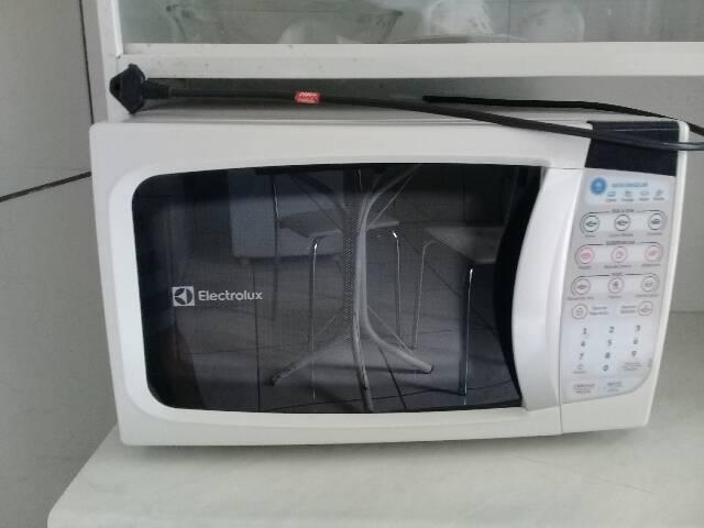 Vendo microondas top da electrolux