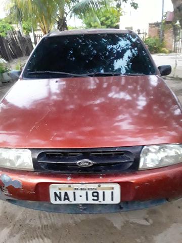 Vende se ou troca se fiesta por gol.ou corsa wim - Foto 3