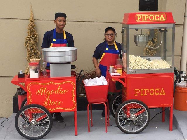 Locação Carrinhos Retro de Algodão Doce para sua Festa de Natal - Foto 4