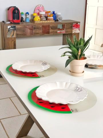 Mesa e aparador muito novo e lindo (sem as cadeiras - Foto 3