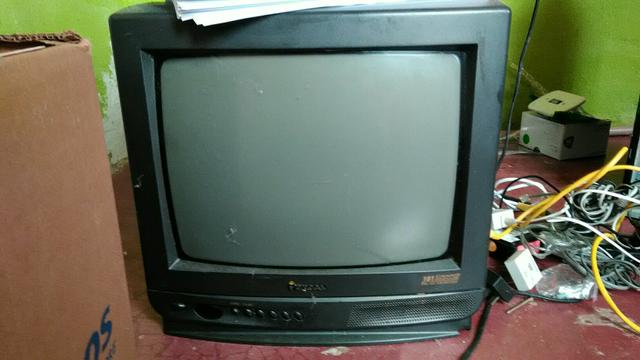 Tv 14"