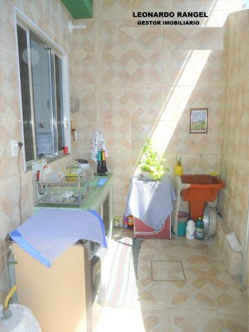 Casa duplex 3quartos, com possibilidade de ganho de renda, em jardim Meriti - Foto 8