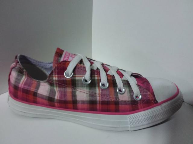 Tenis all star converse ultimos pares varias cores e modelos tam:34/37/38/39 - Foto 2