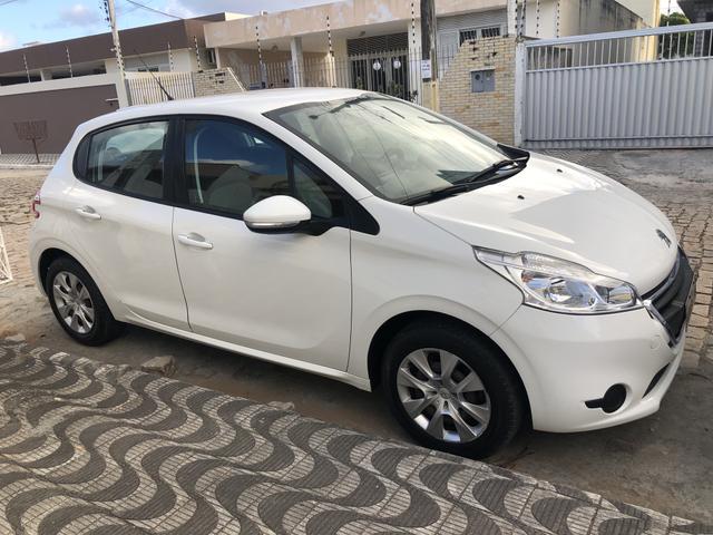 V/T Peugeot 208 Active Pack 8v 1.5 2014 de particular, única dona