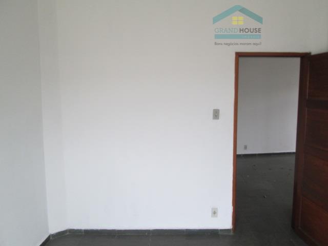 Sobrado residencial para locação, romão, vitória.