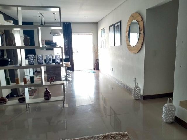 Casa nova condomínio lote 960m2 3 quartos hidro piscina grande closet porcelanato barata - Foto 7