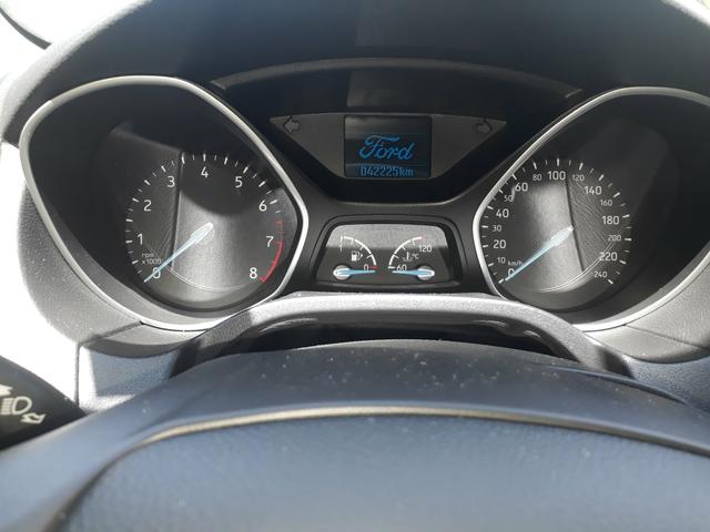 Focus sedan se 2.0 at 2018 R$ 55.000,00 só hoje - Foto 4