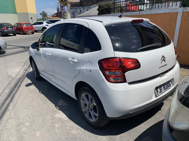 Citröen C3 branco 1.6 automático 2015 - Foto 6