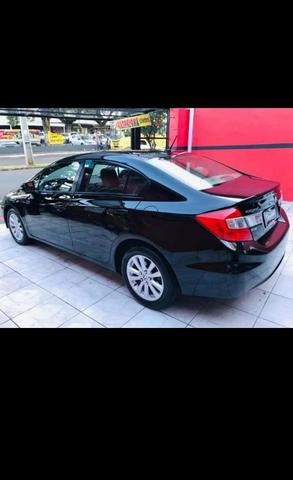 Vendo ou troco lindo civic - Foto 5
