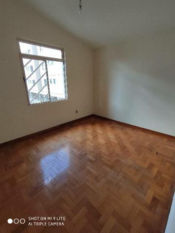 Vendo apartamento próximo ao centro - Foto 7