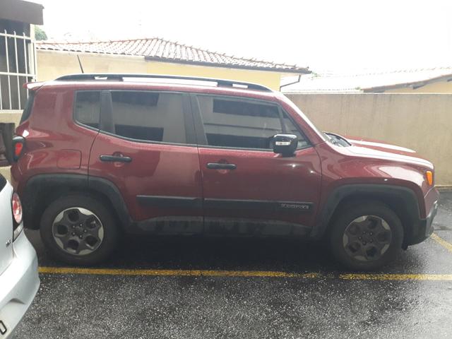 Jeep renegade 1.8 Flex manual baixo km - Foto 3