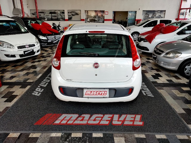 Fiat Palio atractive 1.4 Completo Ano 2014 com gnv ! - Foto 7