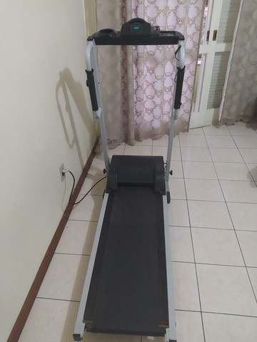 Esteira eletrônica Dream BR 1000 dobrável prata - Foto 2