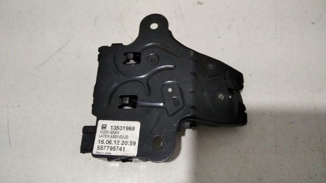 Fechadura Tampa traseira Mala Chevrolet Sonic 2012 / 2014