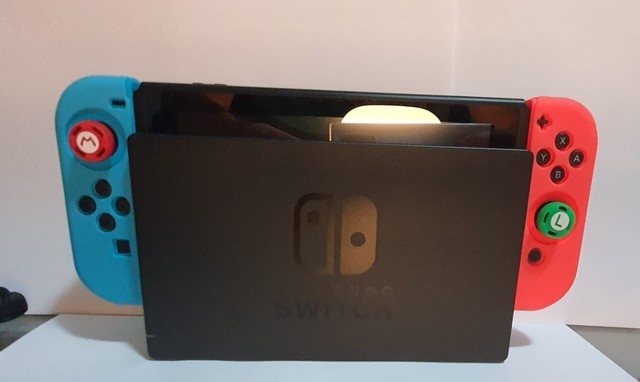 Nintendo switch + jogos e acessórios 