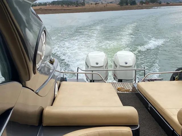 Lancha Cigarrette 37 2012 - Foto 12