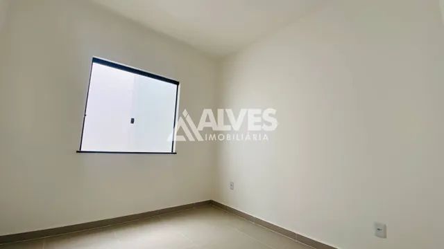 CASA COM 3 QUARTOS SENDO 1 SUÍTE  NO BAIRRO SIM