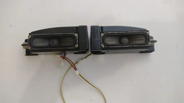 Par de auto-falantes TV Samsung - Foto 2