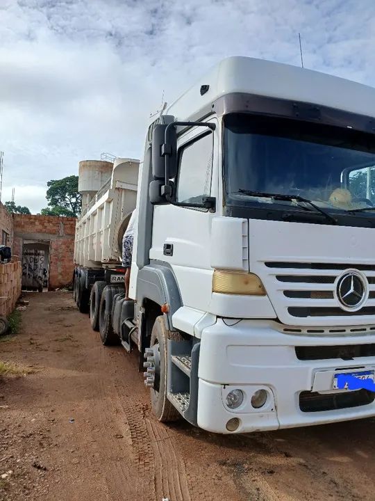 Mercedes 1938 engatada na Caçamba ou no bitren  - Foto 3
