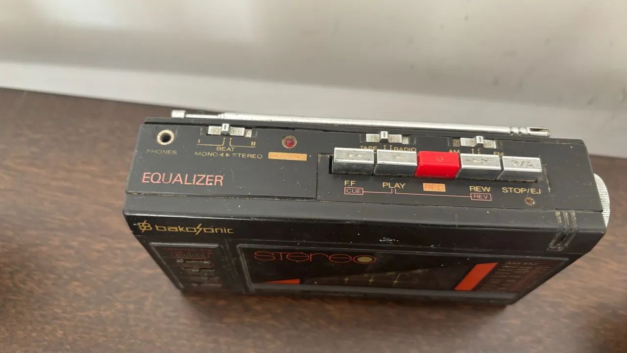 Radinho antigo a pilha  - Foto 2