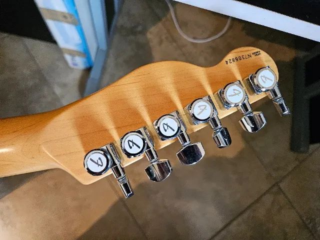 Guitarra Fender Telecaster American Standard 98 - Foto 5