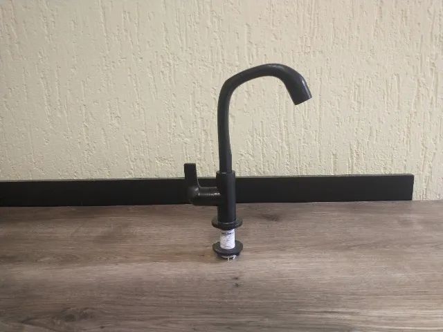 Torneira para banheiro, com bica móvel, de mesa (balcão) - Foto 2
