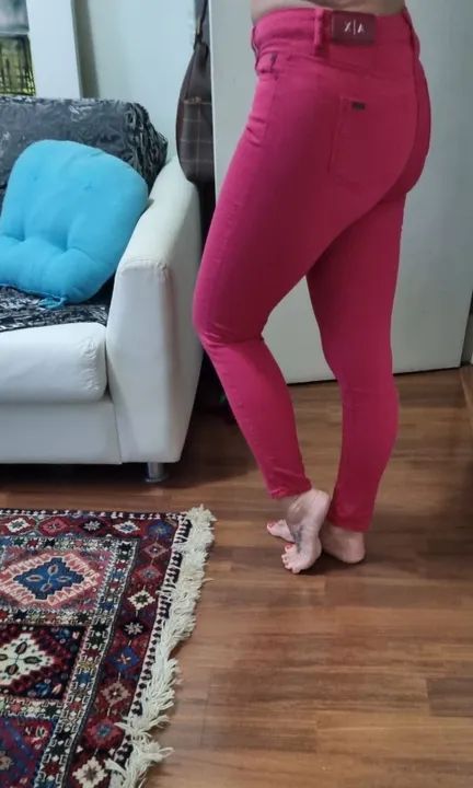 calça nova importada de ny armani exchange, corresponde ao número 36/38, com elastano - Foto 2
