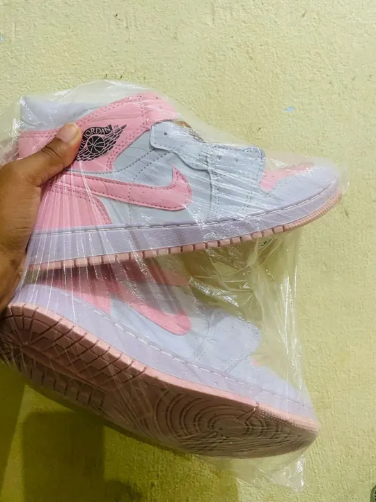 Tênis Jordan 1 - Pink e Cinza - Novo