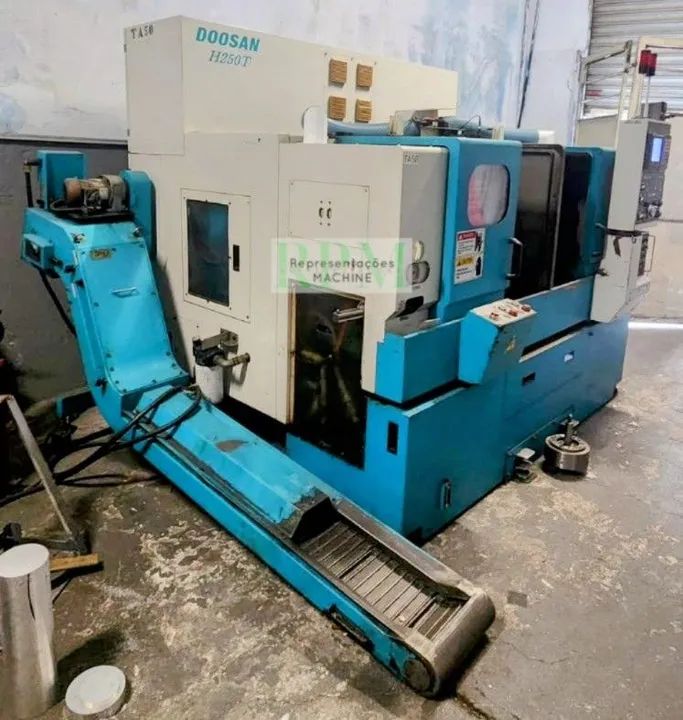 Torno CNC DOOSAN Duplo cabeçote H250T/M 