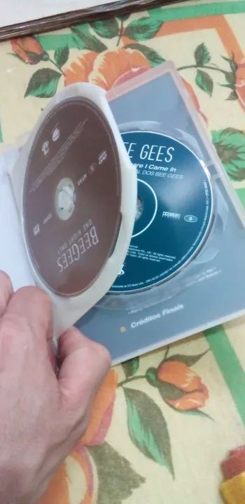 Dvd Beegees edição colecionador - Foto 4