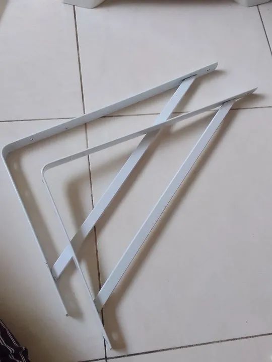 12 Suportes de Mão Francesa de Parede em Metal Branco - Foto 3