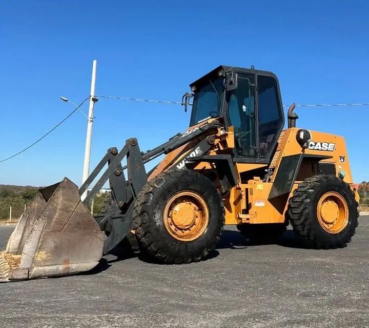 Carregadora Case W20E 