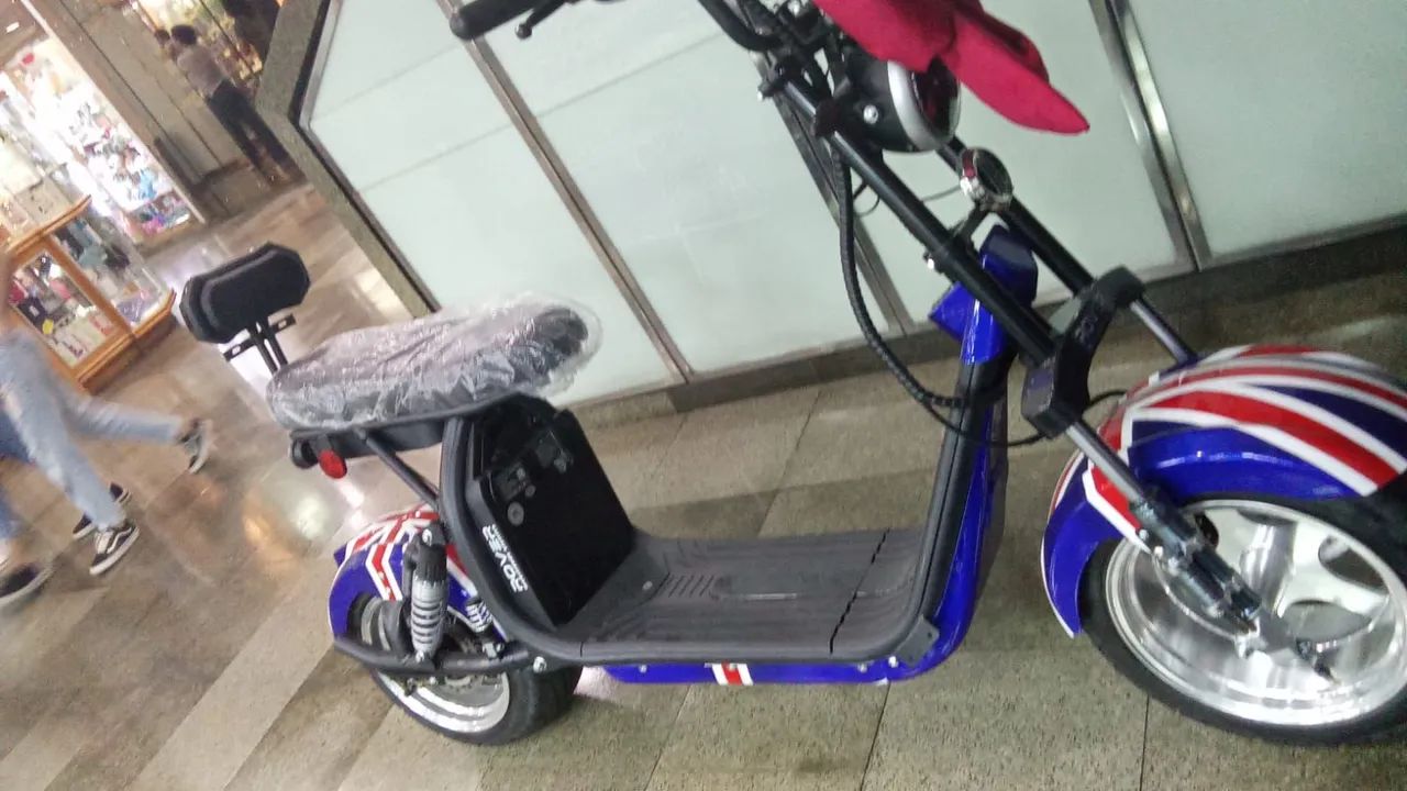 Scooter Elétrica com Design Exclusivo - Foto 2