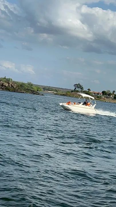 Lancha impecável para seus momentos de lazer! - Foto 5