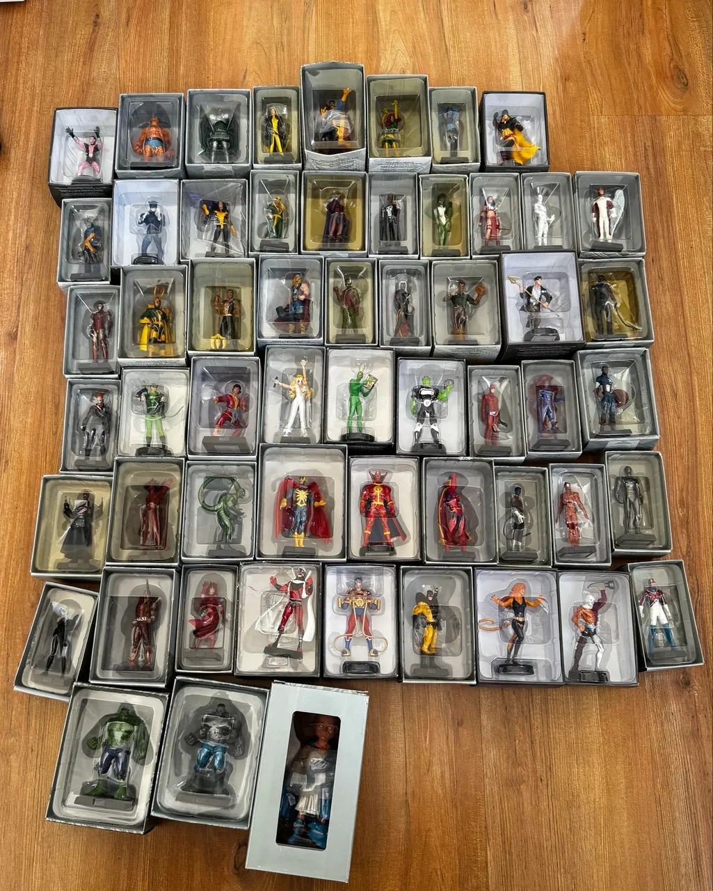 Promoção de Figure action 57 miniaturas  Marvel DC Comics Eaglemoss  - Foto 2