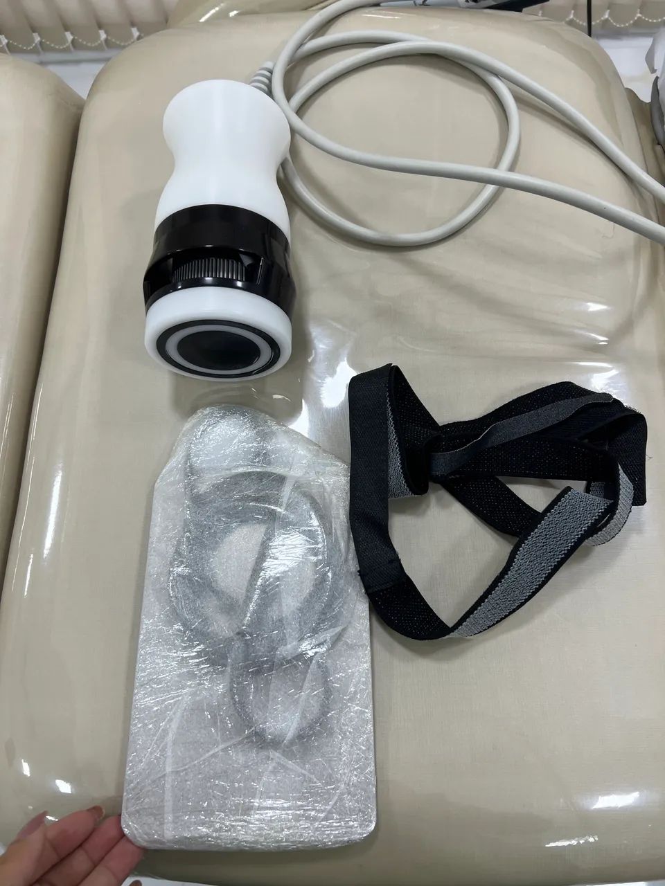 Ethernia Cold - Com 2 Manoplas - Facial e Corporal  - Foto 2
