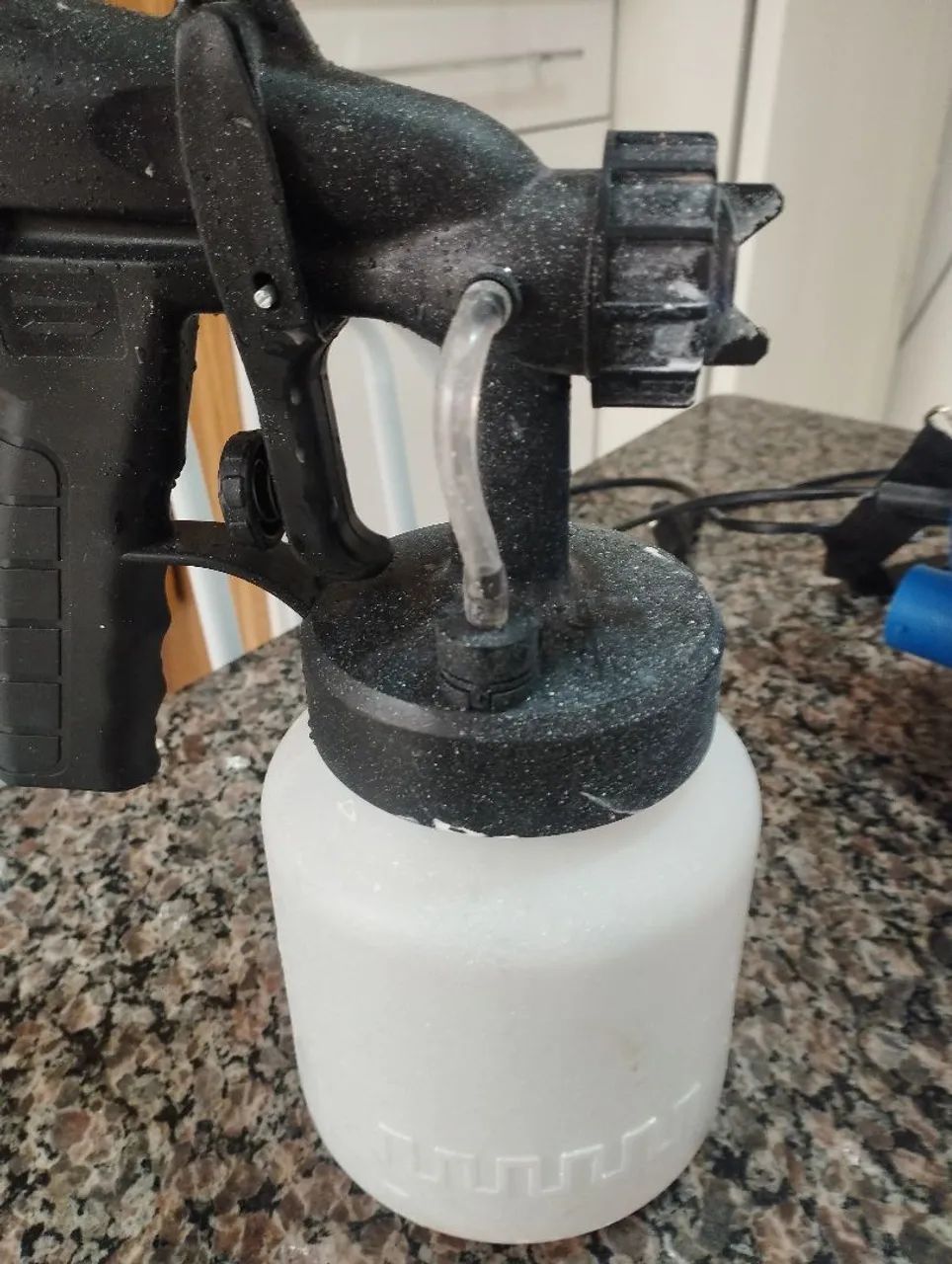 Pistola de pintura e compressor - Foto 2