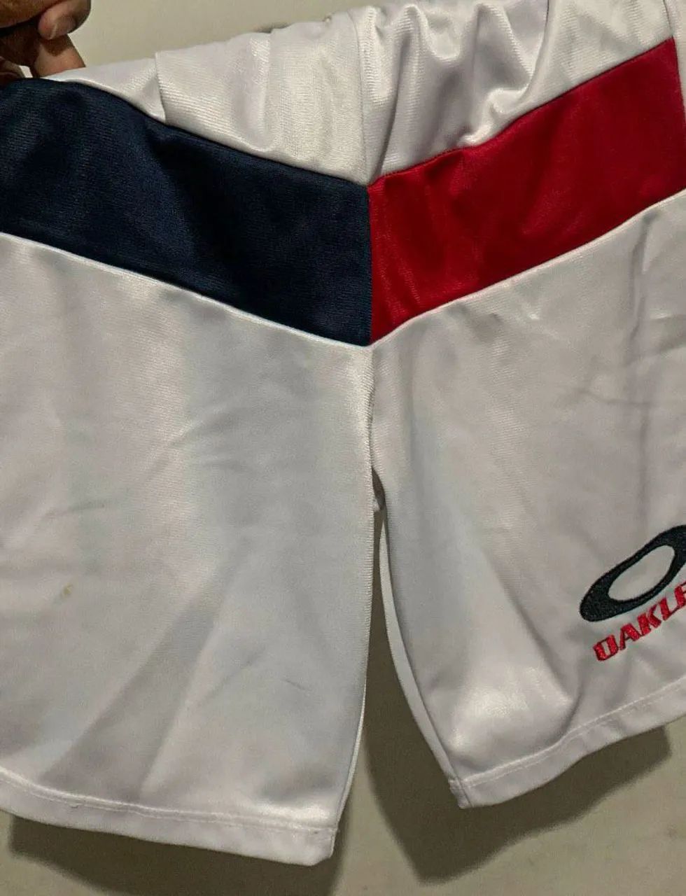 Short infantil Oakley 10 anos