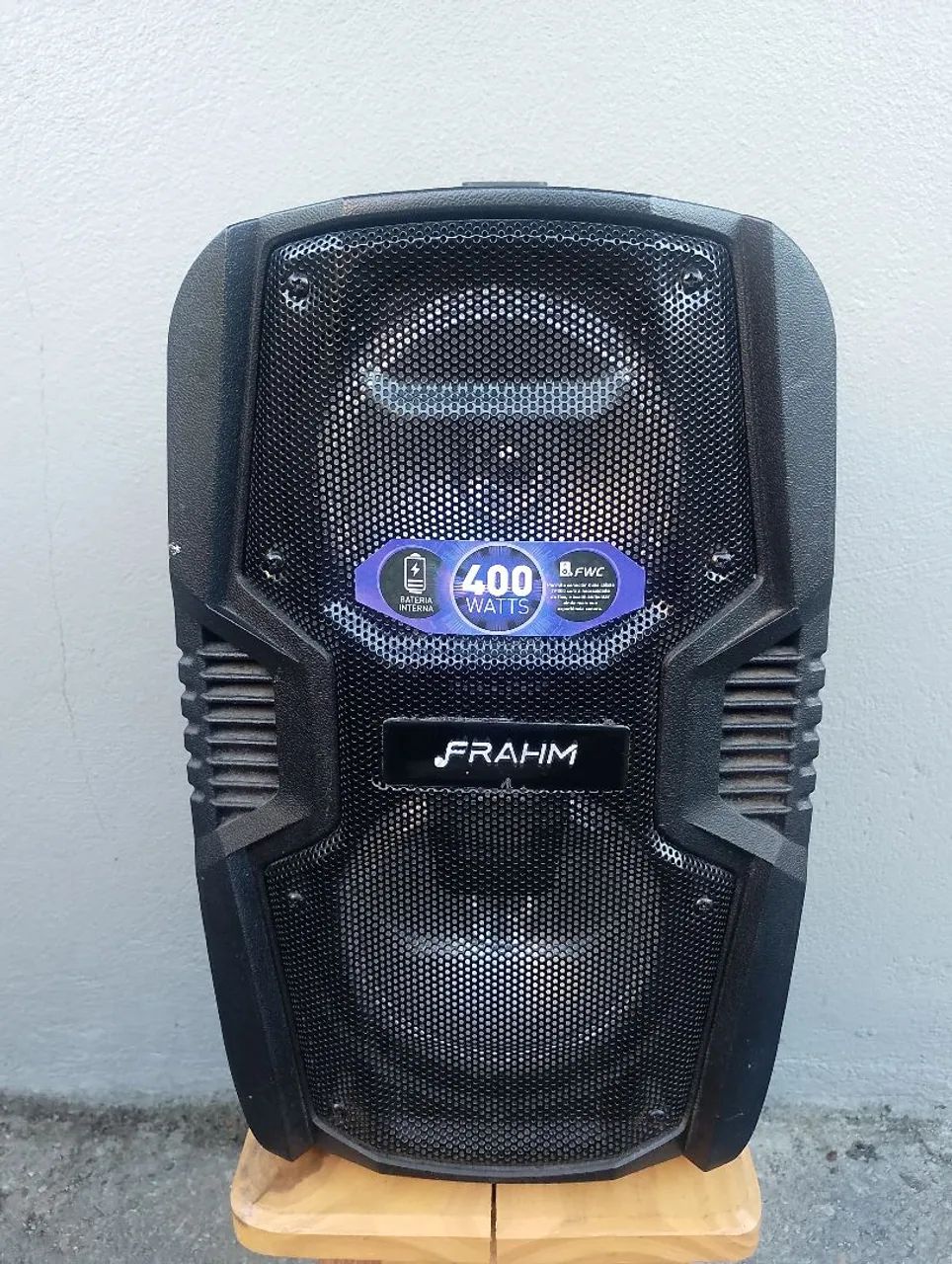 Caixa de Som Frahm 400 Watts